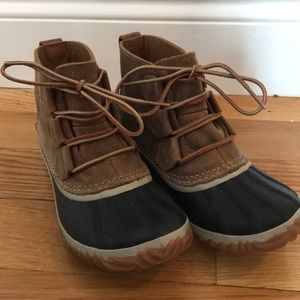 Brand new - never been worn Sorel duck boot